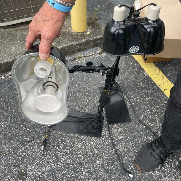 2 Zoo Med Stainless Steel Heat Lamps - Picture 2 of 2